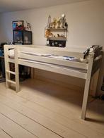 Witte halfhoogslaper bed 114 cm hoog met optioneel matras, Kinderen en Baby's, Kinderkamer | Stapelbedden en Hoogslapers, Ophalen