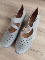 Nette ecru schoenen van Feyn met klittenband - maat 41, Ophalen of Verzenden, Zo goed als nieuw, Beige, Instappers