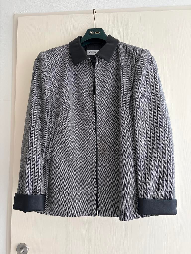 Delmod jasje me kunstleren kraag en manchetten, Ophalen of Verzenden, Gedragen, Maat 42/44 (L), Grijs