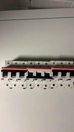 3x dc schakelaars 5000w 1200v ABB, Ophalen of Verzenden, Zo goed als nieuw, Schakelaar