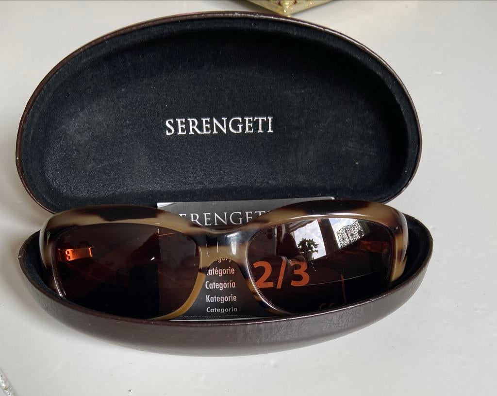 Serengeti Bianca 7365, Sieraden, Tassen en Uiterlijk, Zonnebrillen en Brillen | Dames, Zonnebril, Bruin, Zo goed als nieuw, Ophalen