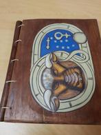 fotoalbum van hout met steenbok, Ophalen of Verzenden, 'T Olde Gre-j, Info@toldegrej.nl, Endepoelstraat 20f Didam