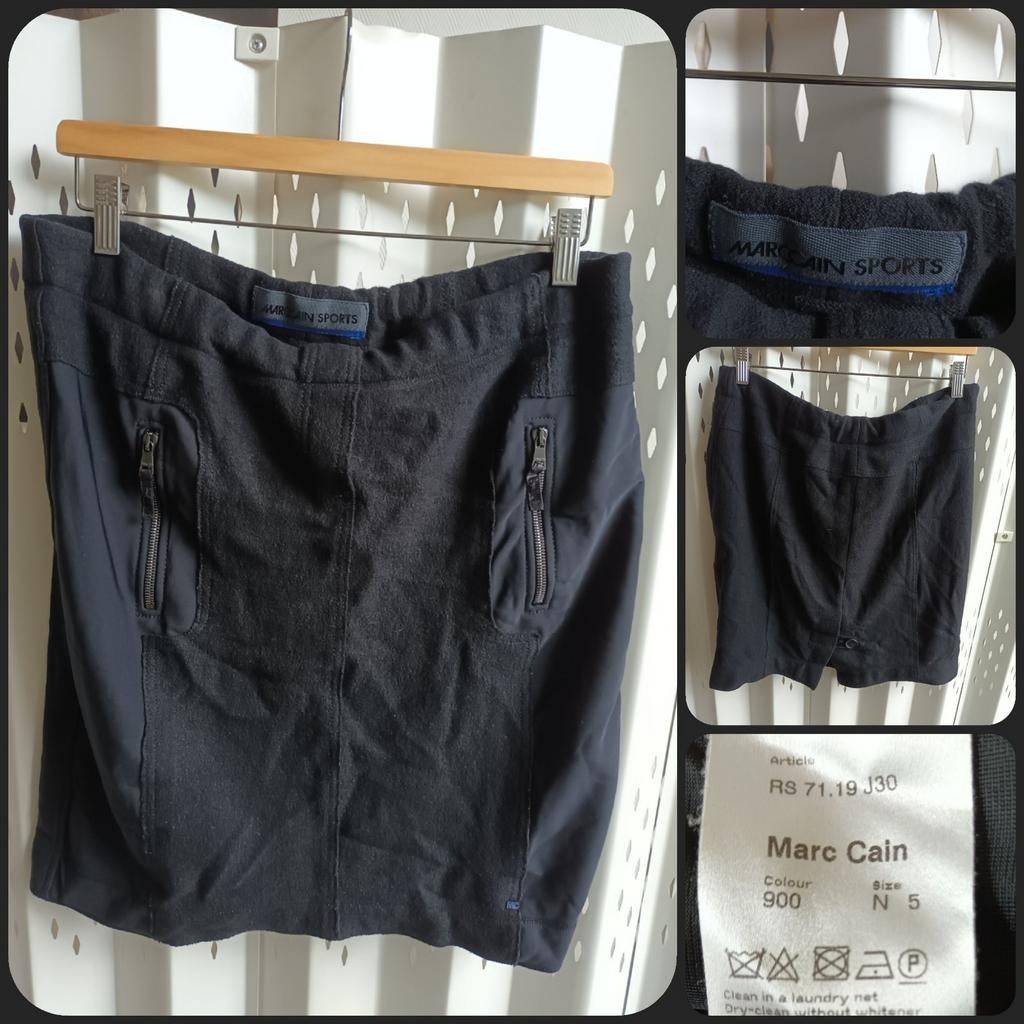 Marc Cain Sports rok virgin wool stetch splitje N5/42-44, Kleding | Dames, Zwart, Maat 42/44 (L), Ophalen of Verzenden, Zo goed als nieuw
