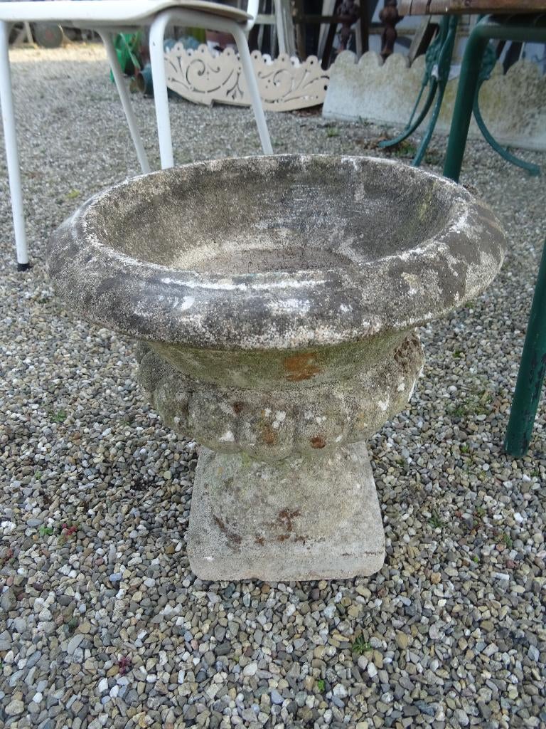 Franse betonnen gemerkte tuinvaas jardinière (1), Antiek en Kunst, Ophalen