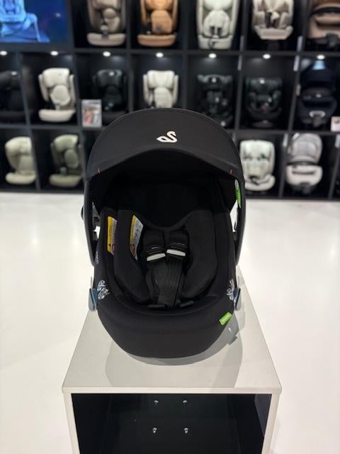 Swandoo Albert I-Size Autostoeltje Chia Black, Gebruikt, Isofix, 0 t/m 13 kg, Ophalen