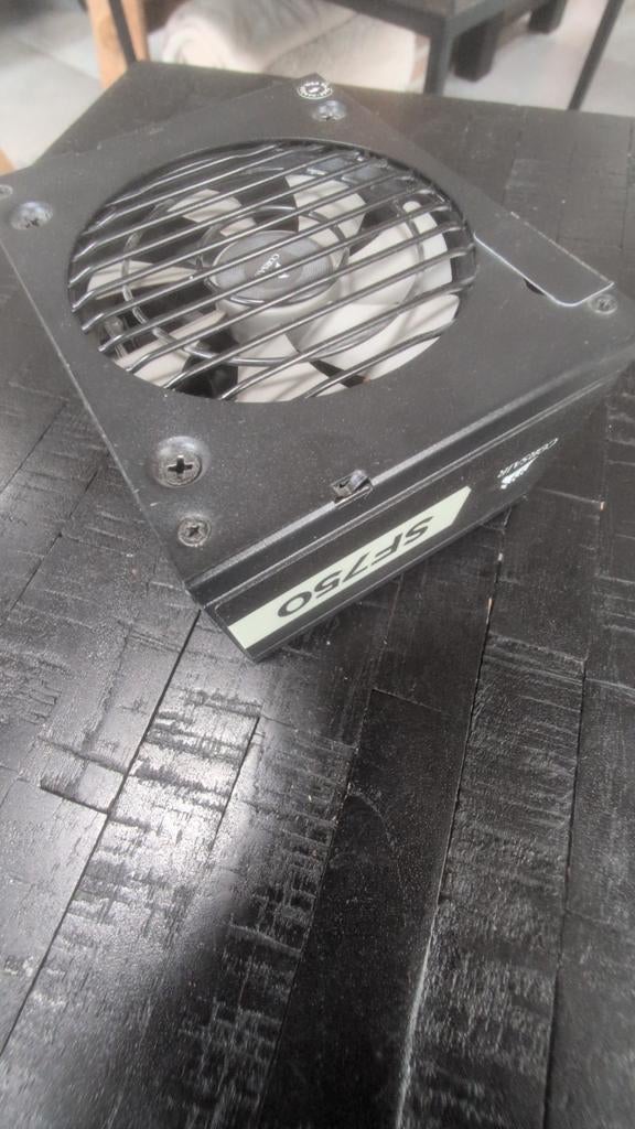 Corsair SF750, Computers en Software, Interne voedingen, Ophalen of Verzenden