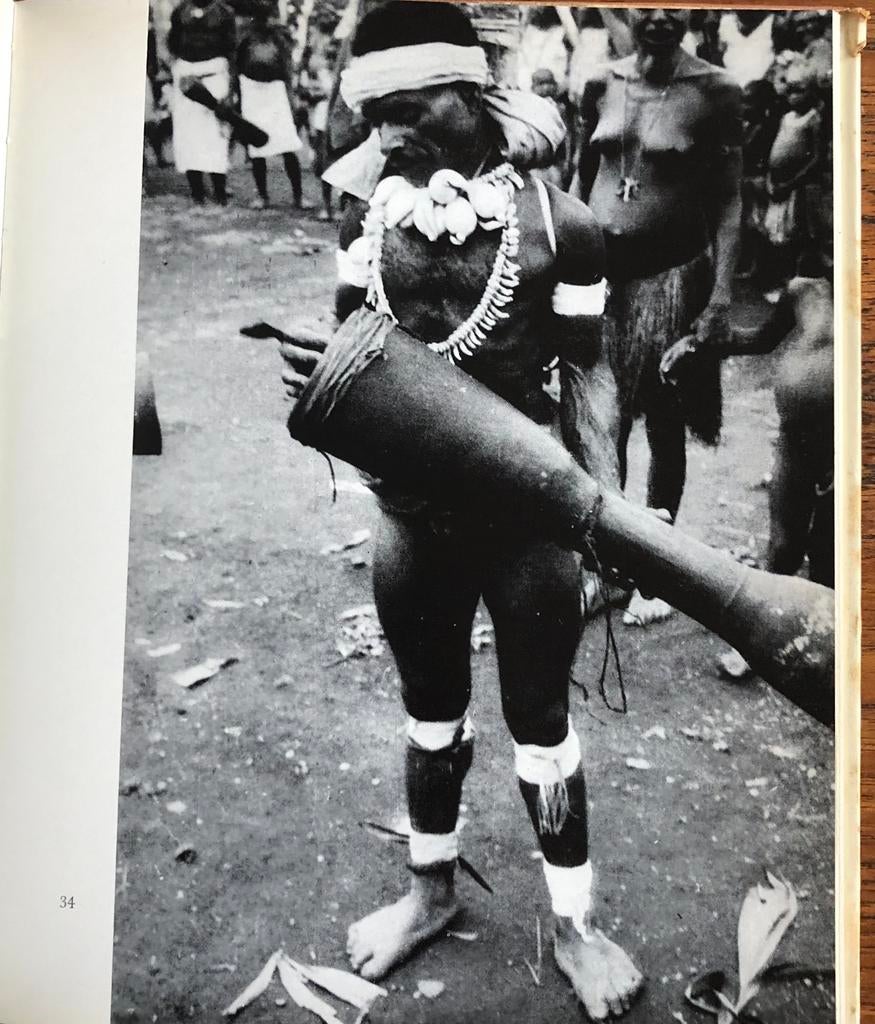 Wantoat Papua Nieuw-Guinea (Art and Religion) Indonesië, Antiek en Kunst, Ophalen of Verzenden