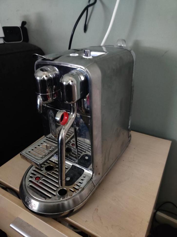 Nespresso Sage Creatista Plus - Z.G.A.N. - Weinig gebruikt, Witgoed en Apparatuur, Koffiezetapparaten, Zo goed als nieuw, Koffiepads en cups