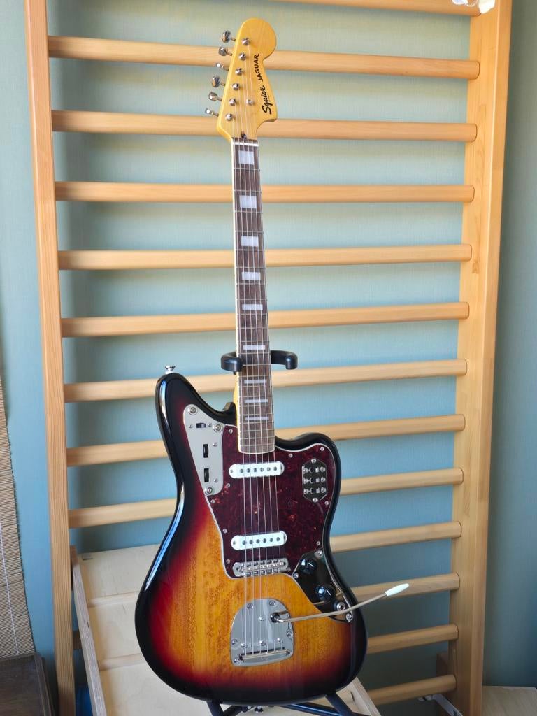 Squier Jaguar Classic Vibe 2024, Ophalen, Zo goed als nieuw, Solid body, Fender