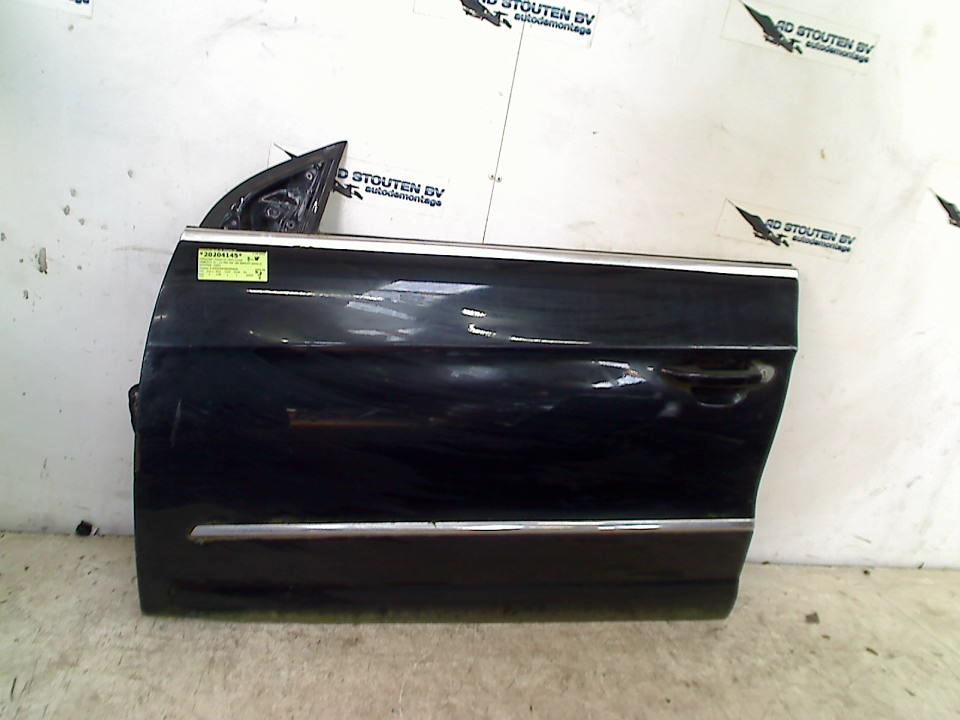 Portier Links Voor Volkswagen Passat CC (357) 2009, Gebruikt, Volkswagen, Volkswagen AG, Kundenbetreuung@volkswagen.de
