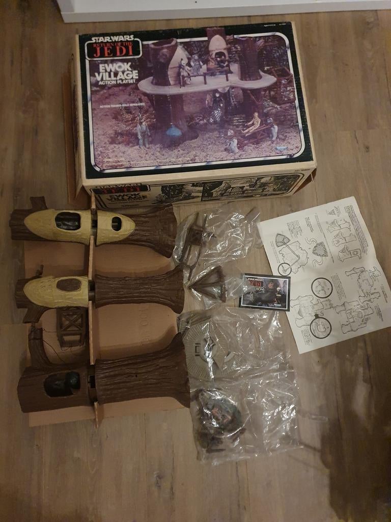 Star Wars Vintage Ewok Village, Ophalen of Verzenden, Zo goed als nieuw, Actiefiguurtje