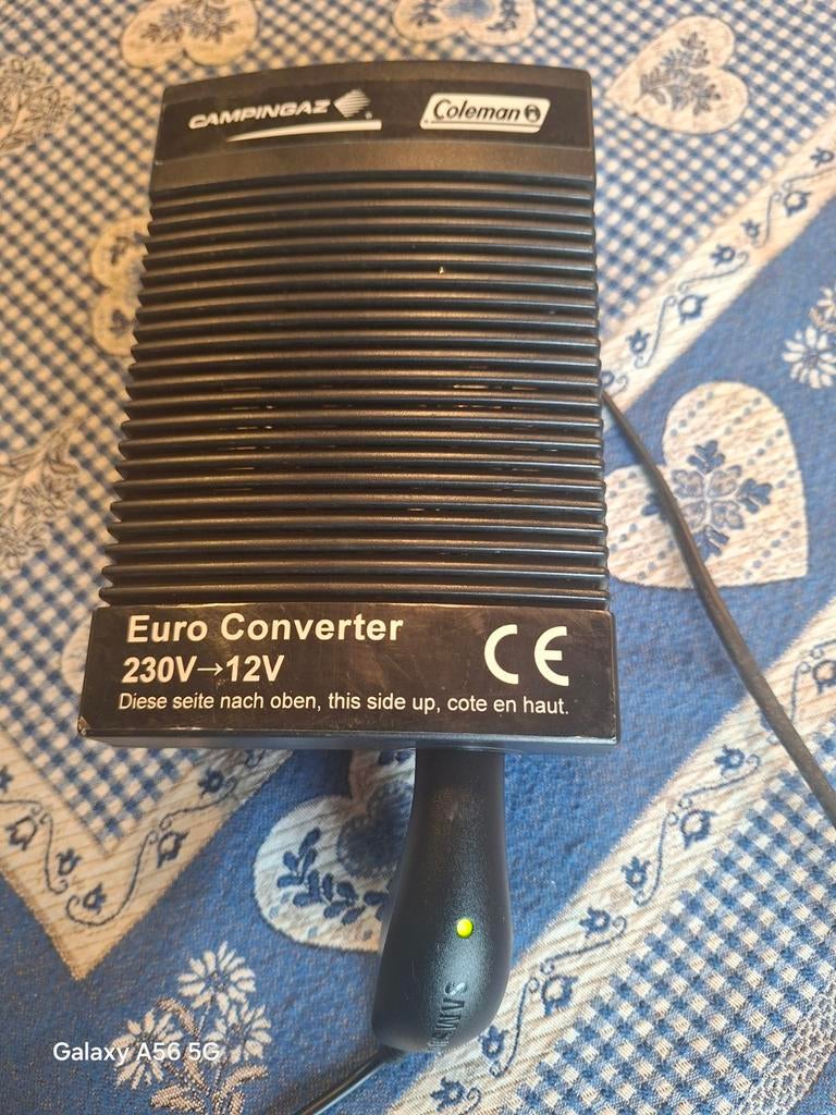 Omvormer 230/12 volt 65 watt, Ophalen of Verzenden, Zo goed als nieuw