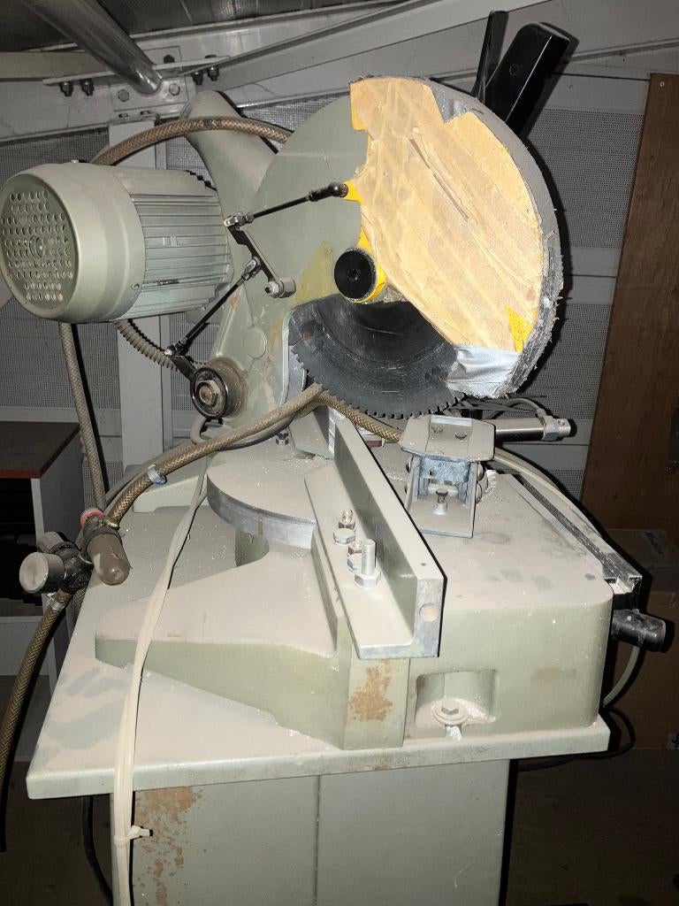 Martin aluminium afkortzaag 380v, Ophalen, Gebruikt, 70 mm of meer, Afkortzaag