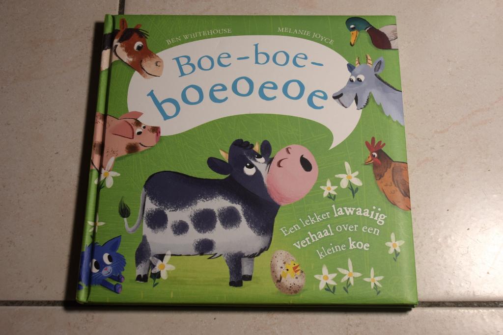 Boe-boe-boeoeoe / Melanie Joyce, Ophalen of Verzenden, Zo goed als nieuw, Fictie algemeen, Voorleesboek