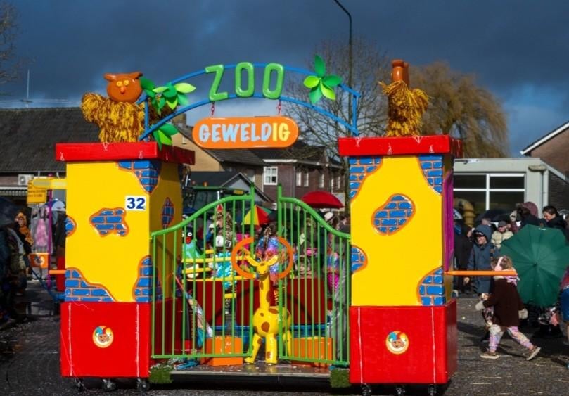 Mooie carnavalswagen thema dierentuin (3 karren) te koop, Hobby en Vrije tijd, Feestartikelen | Verhuur, Ophalen, Carnaval