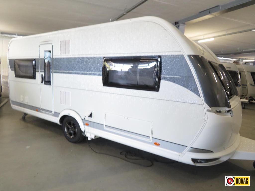 Hobby Excellent 560 CFE + Airco/ Mover, Caravans en Kamperen, Caravans, Rondzit, Hobby, Schokbreker, Overige typen