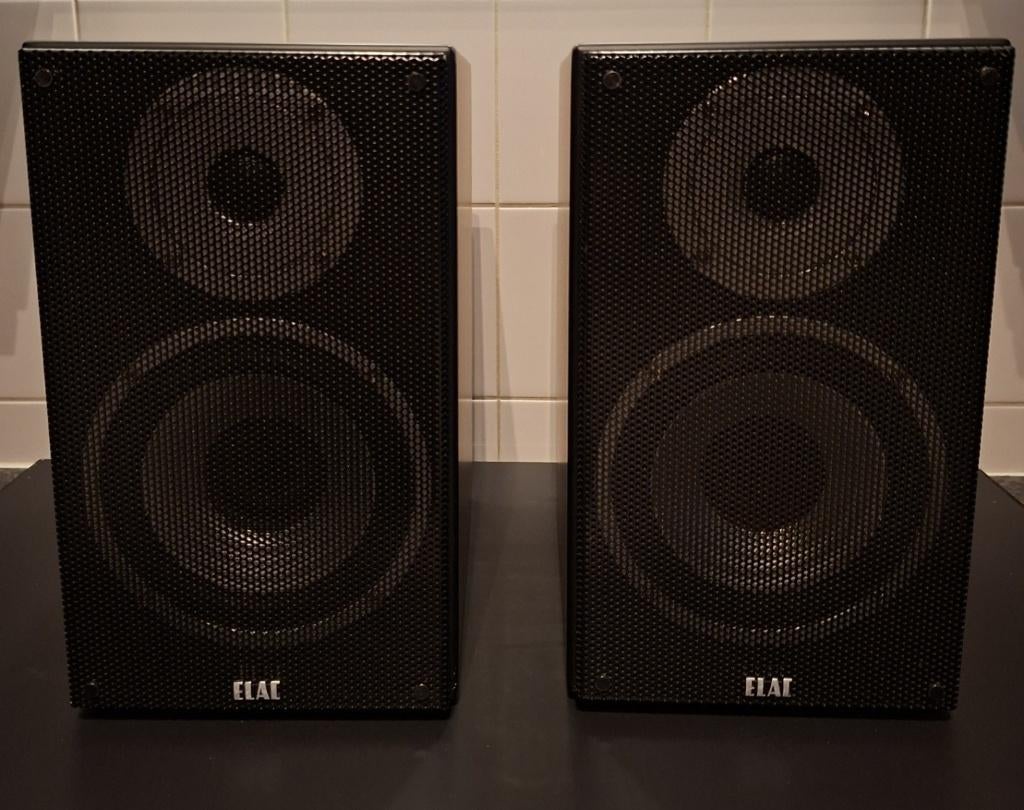 Speaker set ELAC BS 53.2 in zeer mooie staat, Zo goed als nieuw, 60 tot 120 watt, Front, Rear of Stereo speakers, Ophalen