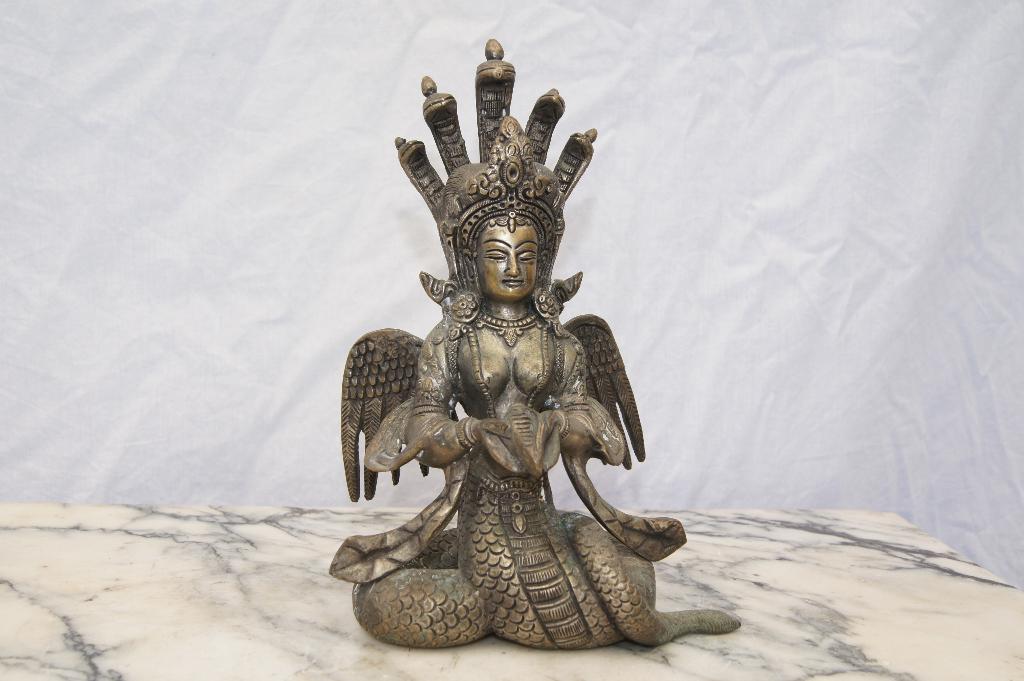Slangen maagd   ( Naga Kanya, Ophalen of Verzenden, Brons, Beeld