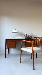 Vintage teak houten bureau, Ophalen, Zo goed als nieuw, Nvt, Bureau