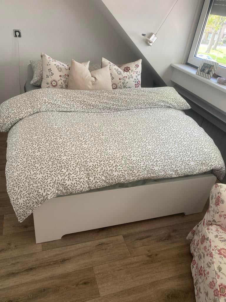 IKEA Bed 140x200 (ASKVOLL Frame + ÅNNELAND Matras), Ophalen, Wit, Tweepersoons, 140 cm
