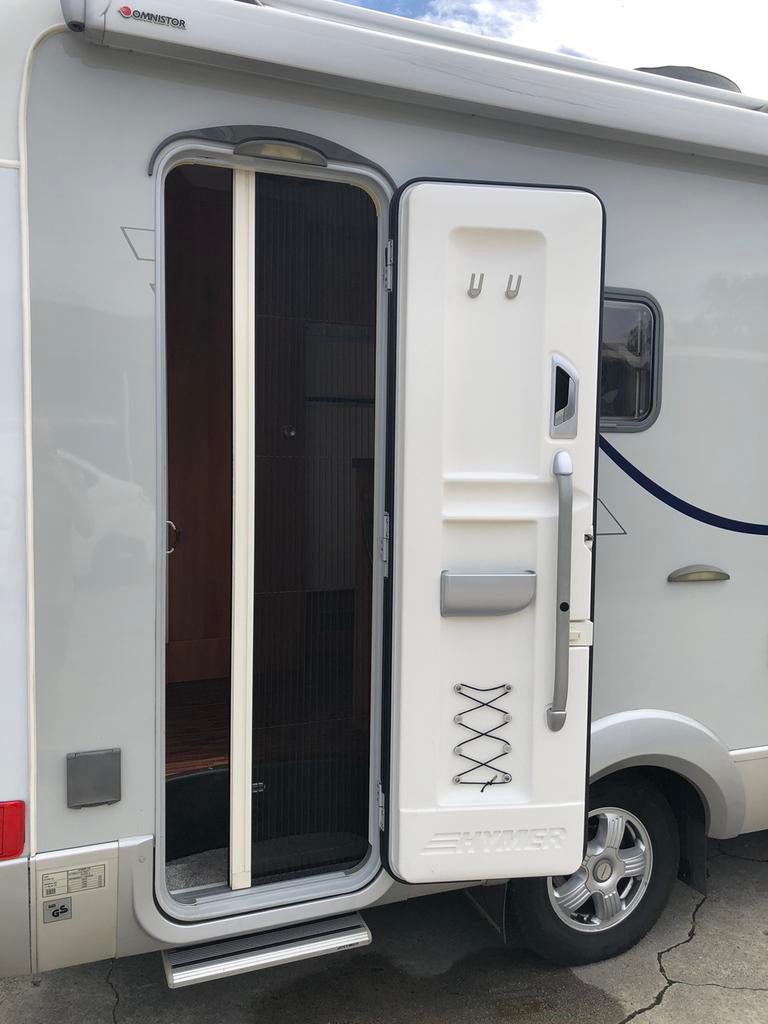Caravans And Camping Hymer