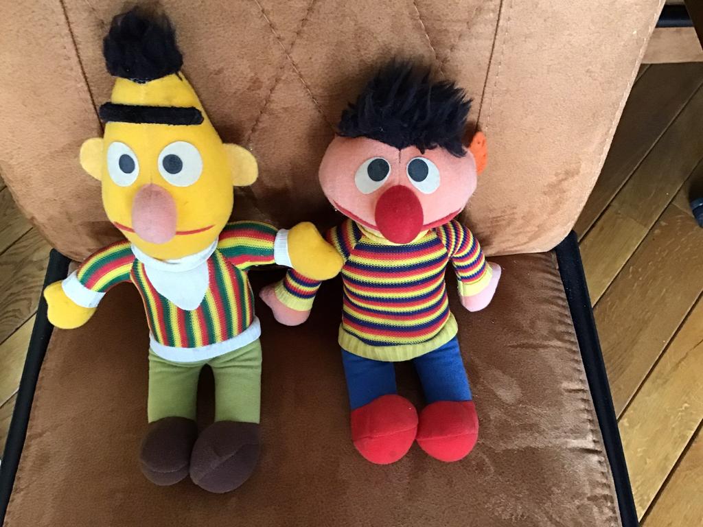 Bert en Ernie poppen, Ophalen, Zo goed als nieuw, Overige typen