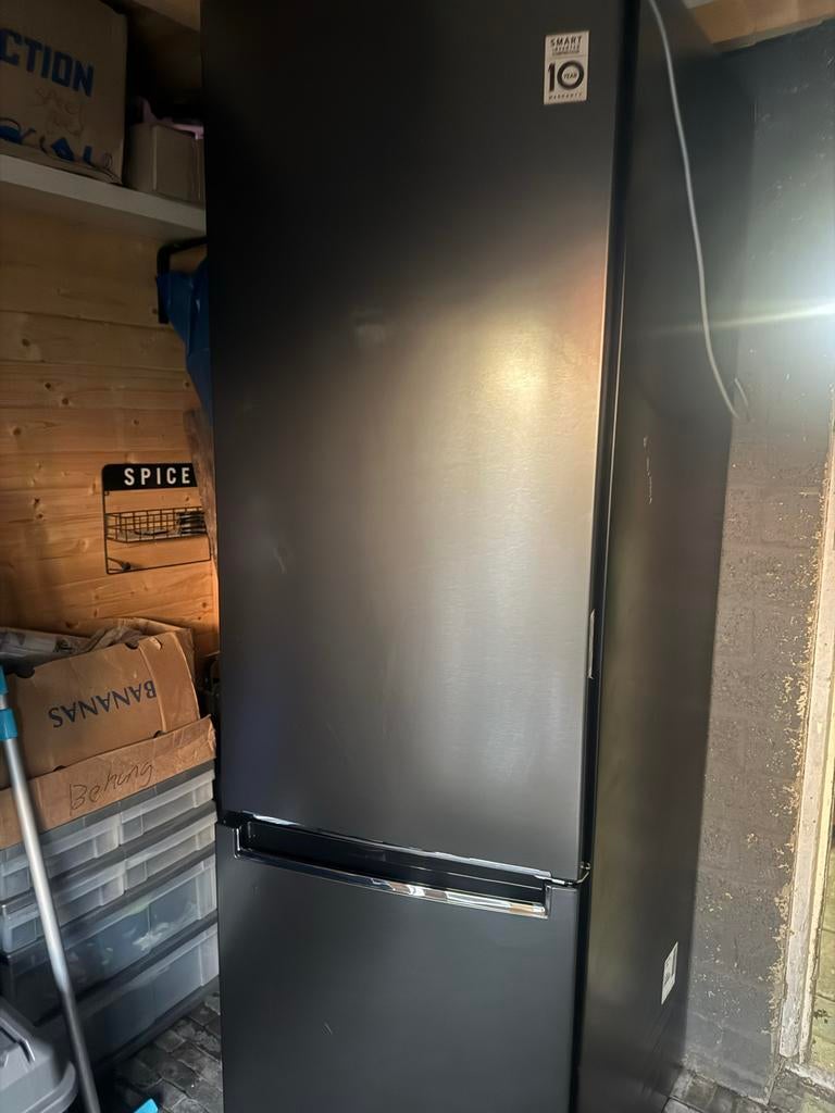 LG Koelkast, Witgoed en Apparatuur, Gebruikt, 200 liter of meer, 60 cm of meer, Met aparte vriezer
