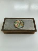 UNIEK OUD FLUWELEN DOOSJE NOSTALGIE, Ophalen of Verzenden