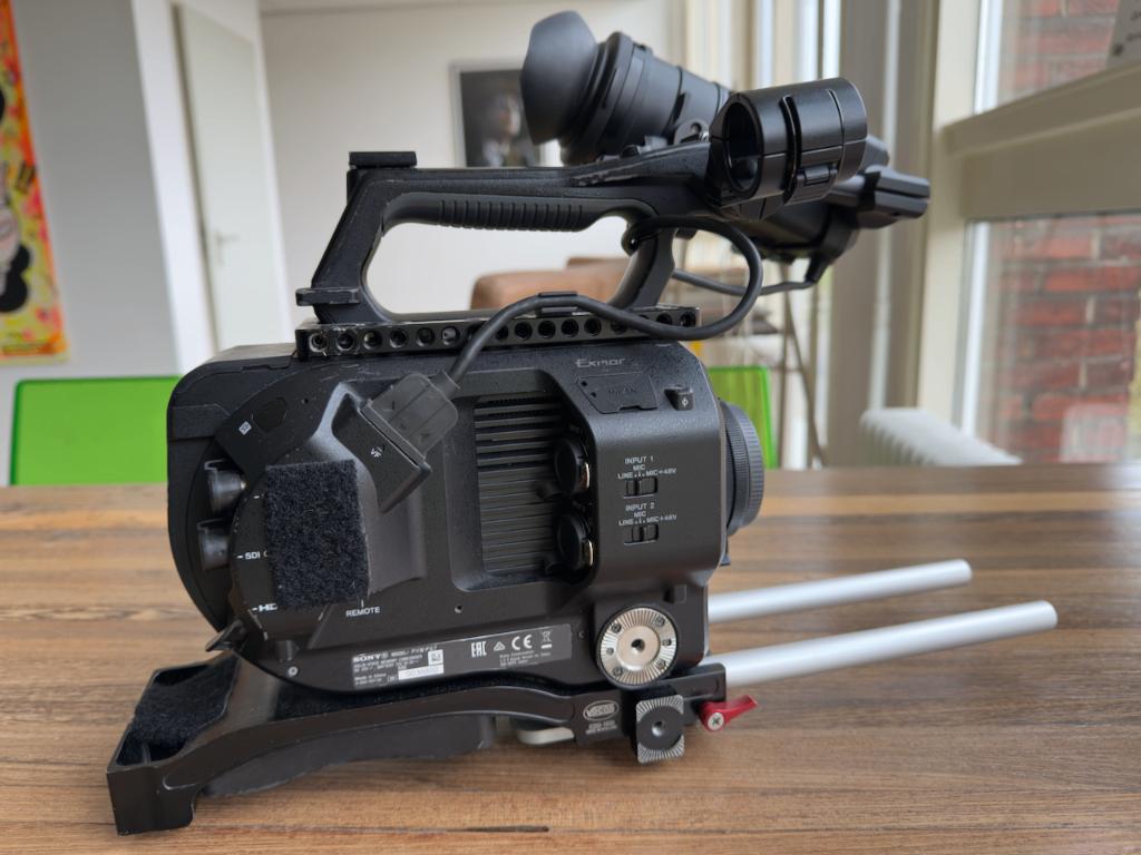 Sony PXW-FS7 4K pro Video Camera met veel accessoires, Gebruikt, 20x of meer, Ophalen of Verzenden, Band, Disc of Geheugen