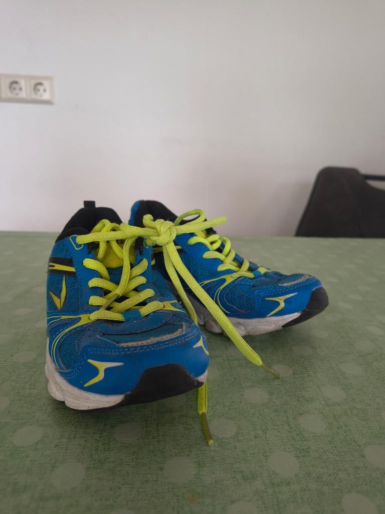 Sportschoenen mt 32, Ophalen, Gebruikt, Osaga, Jongen of Meisje