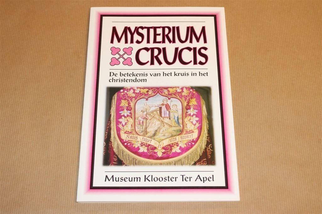 Mysterium Crucis — Kruis in Christendom — 1993, Boeken, Ophalen of Verzenden, Zo goed als nieuw