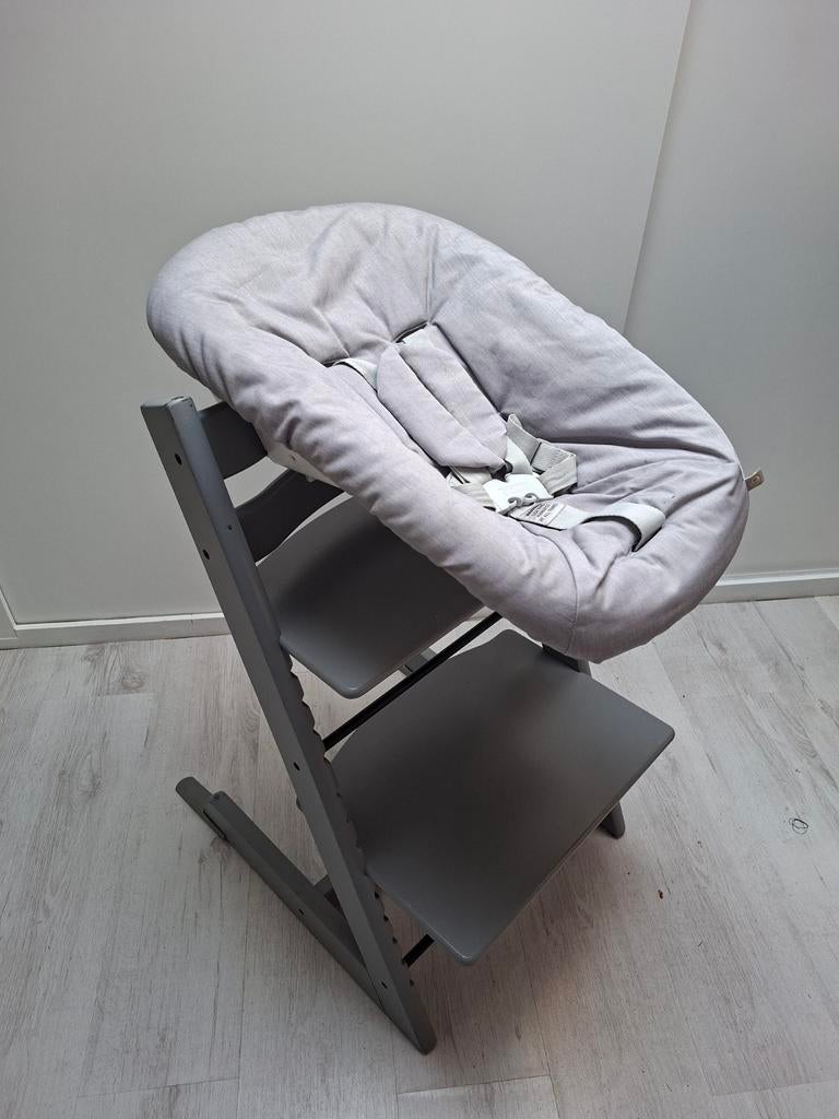 Stokke tripp trapp kinderstoel met newbornb en gliders, Kinderen en Baby's, Kinderstoelen, Ophalen, Gebruikt, Meegroeistoel