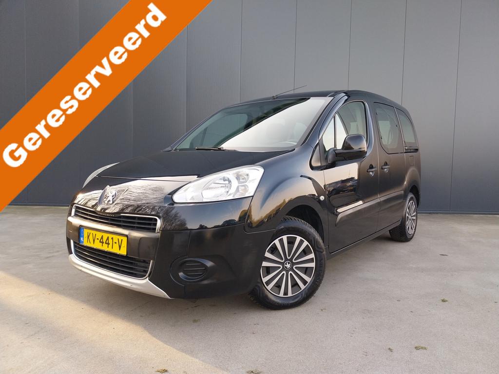Peugeot Partner Tepee 1.6 VTi Access AIRCO TREKHAAK, Voorwielaandrijving, Euro 5, 15 km/l, Gebruikt