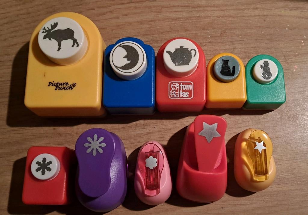 10 verschillende ponsen t.e.a.b., Hobby en Vrije tijd, Kaarten | Zelf maken, Ophalen of Verzenden, Gebruikt, Overige thema's, Overige typen