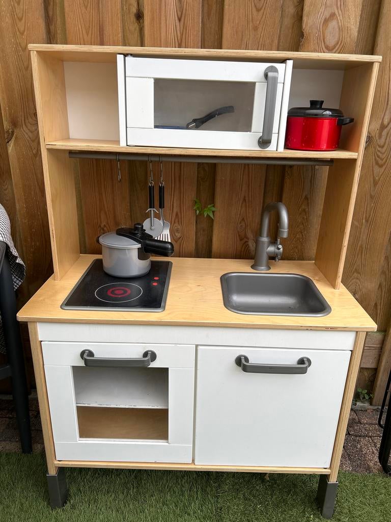 Houten speelkeuken met accessoires, Kinderen en Baby's, Speelgoed | Speelkeukens, Ophalen, Gebruikt, Hout, Speelkeuken