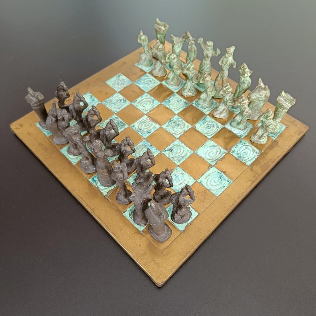 Schaakspel met bronzen stukken., Ophalen of Verzenden