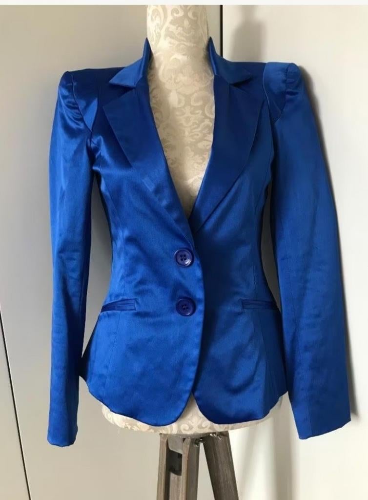 Kobaltblauw Satijnen Jasje van Rinascimento, Rinascimento, Zo goed als nieuw, Jasje, Maat 36 (S)