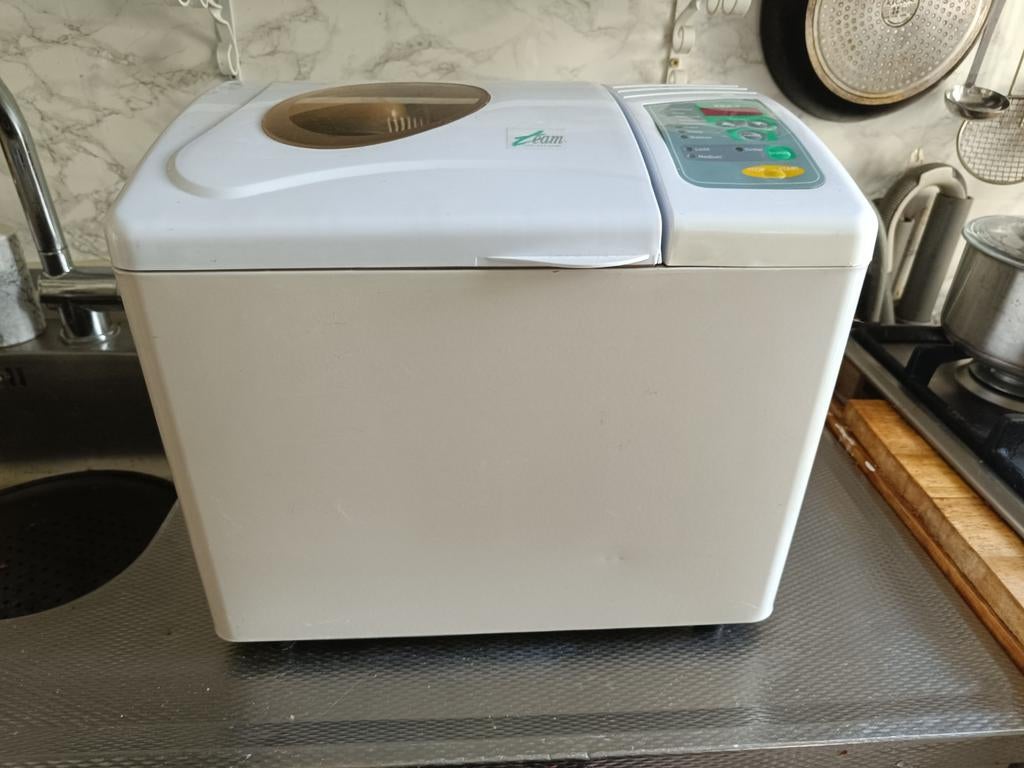 broodbakmachine xbm138, Zo goed als nieuw, 1600 gram deeg of meer, Kijkvenster, Ophalen