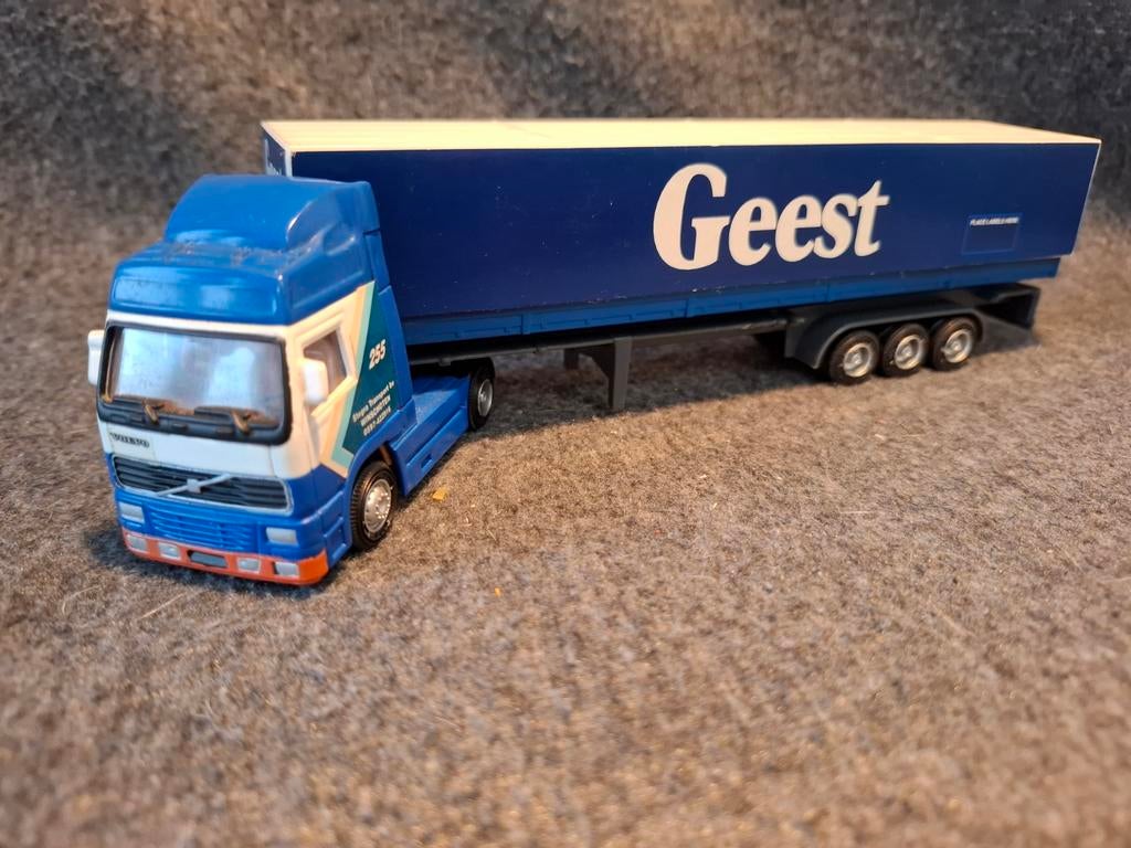 VOLVO, Hobby en Vrije tijd, Modelauto's | Overige schalen, Ophalen of Verzenden, Zo goed als nieuw, Bus of Vrachtwagen