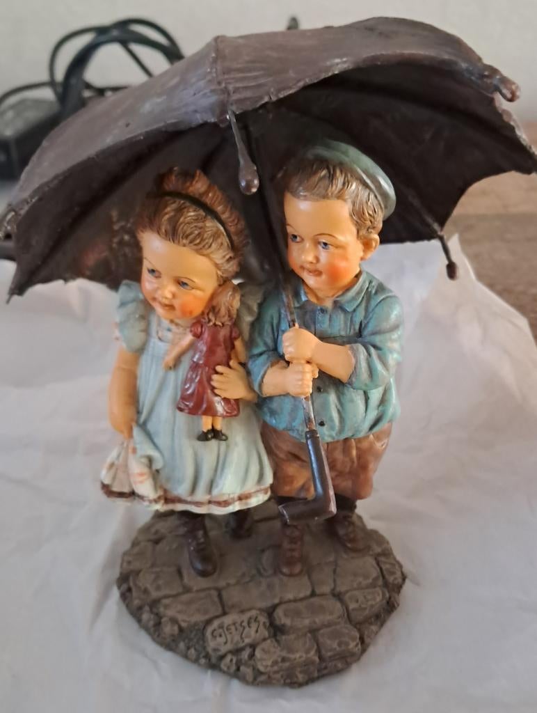 Ot en Sien vintage onder paraplu, Ophalen of Verzenden, Zo goed als nieuw, Beeldje of Poppetje