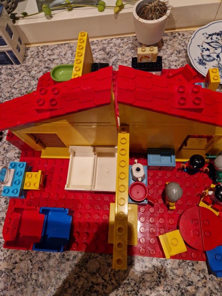 Duplo huis met grote grondplaat en figuren (Stijn & Noor), Kinderen en Baby's, Speelgoed | Duplo en Lego, Inclusief minifiguren