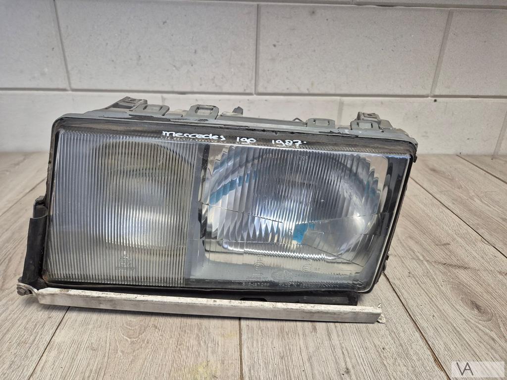 Mercedes 190 W201 1983 - 1991 koplamp links hella €100, Gebruikt, -, Ophalen of Verzenden, -