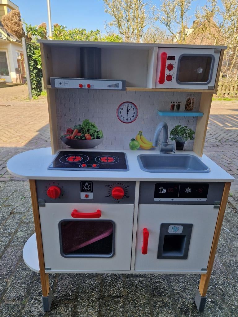 Kinderkeuken met magnetron en oven, Kinderen en Baby's, Speelgoed | Speelkeukens, Ophalen