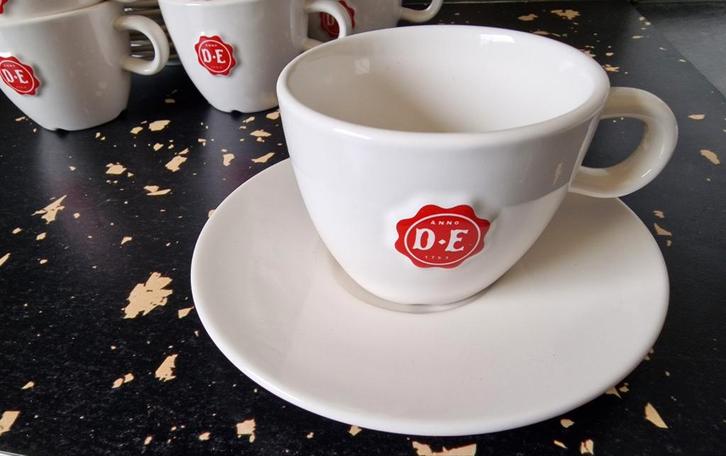 Nieuwe Douwe Egberts kop en schotels, Huis en Inrichting, Keuken | Servies, Nieuw, Kop(pen) en/of Schotel(s), Effen, Keramiek