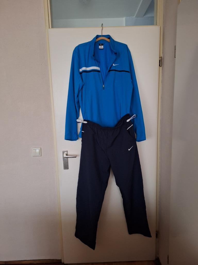 Nike heren trainingspak - Maat M - Zo goed als nieuw, Nike, Ophalen of Verzenden, Zo goed als nieuw, Algemeen