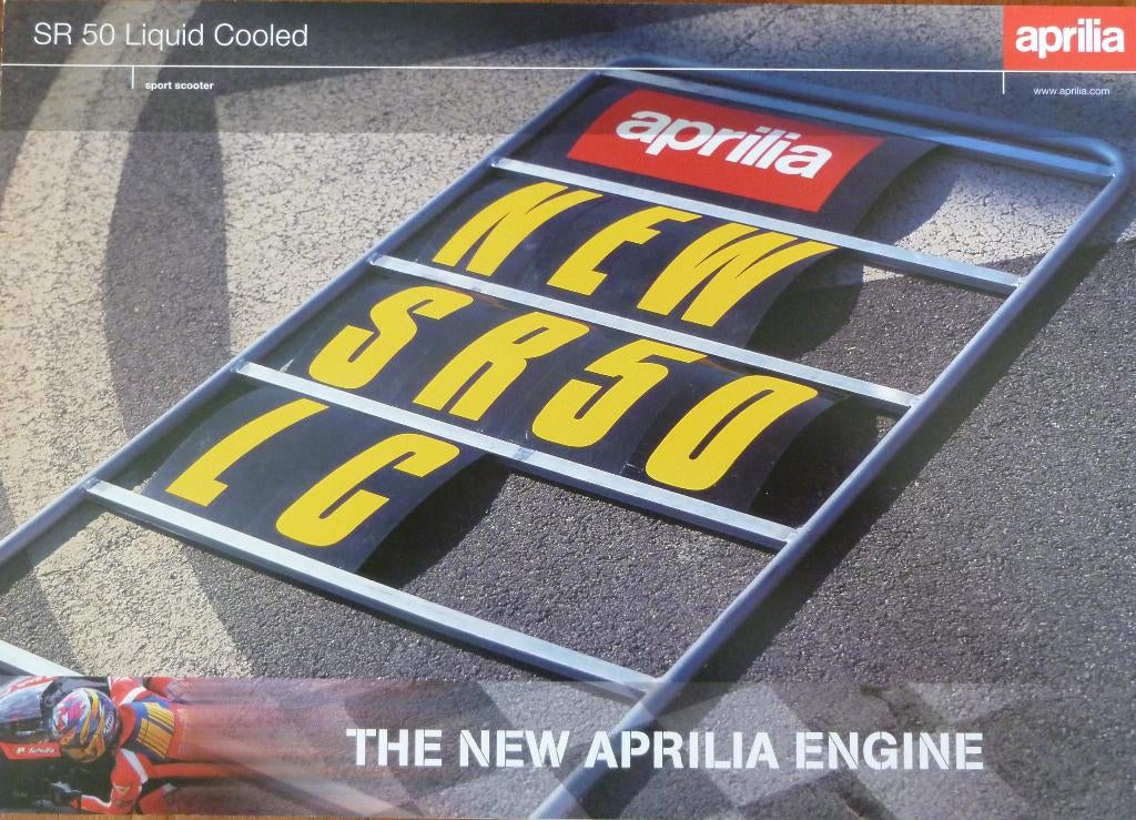 Folder APRILIA SR 50 Liquid Cooled 2000, Fietsen en Brommers, Handleidingen en Instructieboekjes, Ophalen of Verzenden, Nieuw