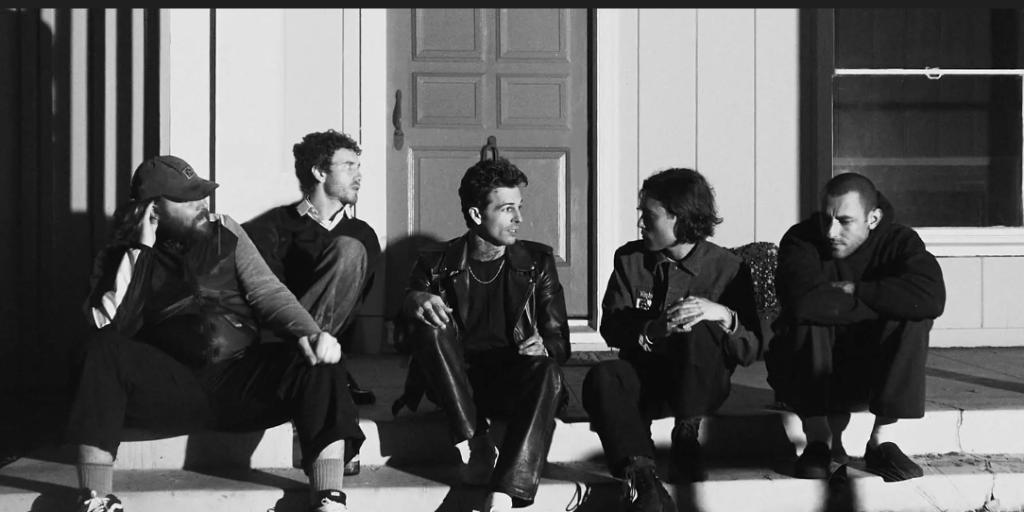 2/4x The Neighbourhood Tickets - 13 Mei Antwerpen, Drie personen of meer