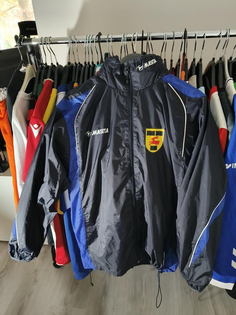 (S) 2009 Masita Team Sports sc Cambuur Regenjas/Windbreaker, Blauw, Ophalen of Verzenden, Zo goed als nieuw, Masita