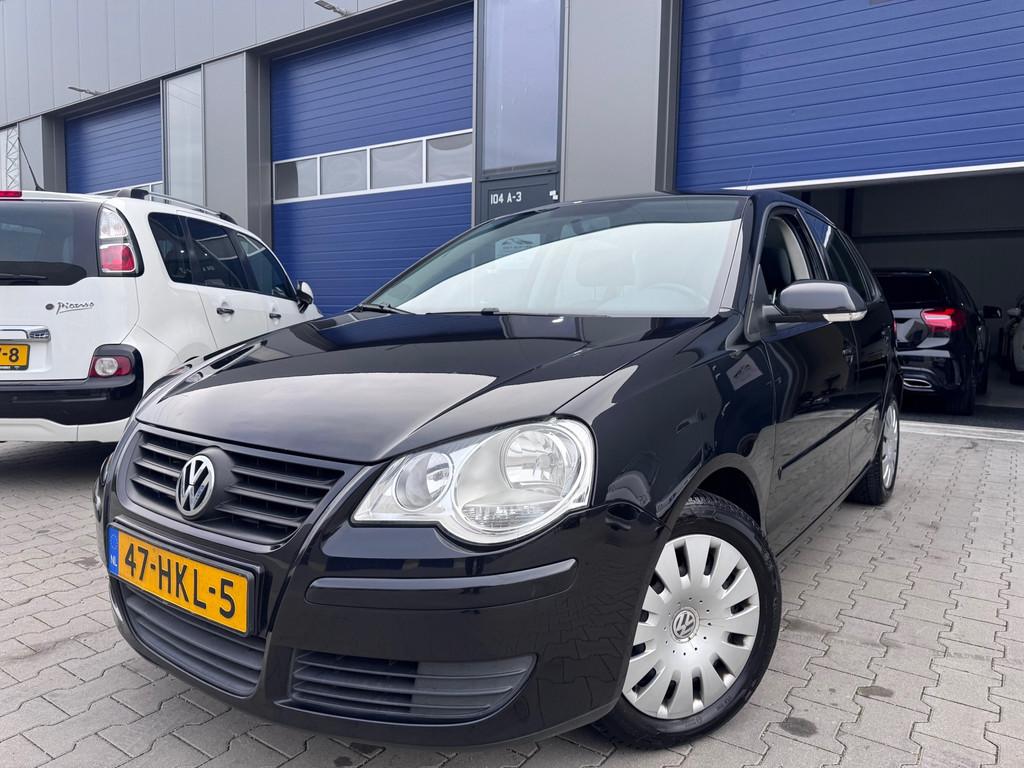 Volkswagen Polo 1.4-16V Comfortline 5 deurs airco cruice nap, Voorwielaandrijving, Stof, Zwart, 4 cilinders