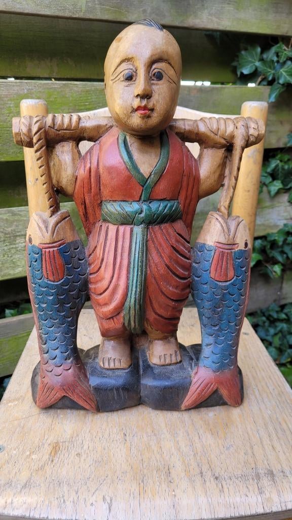 Houten handgesneden Aziatisch beeld met vissen, Antiek en Kunst, Ophalen of Verzenden